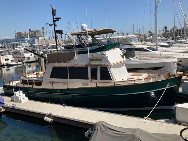 1985 42′ Grand Banks 42 Classic