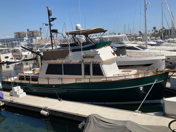 1985 42′ Grand Banks 42 Classic