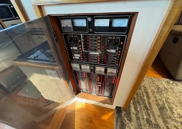 1985 58′ Symbol Cockpit Motor Yacht