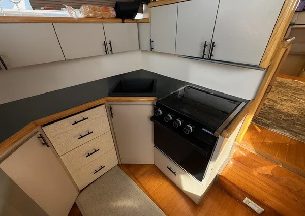 1985 58′ Symbol Cockpit Motor Yacht