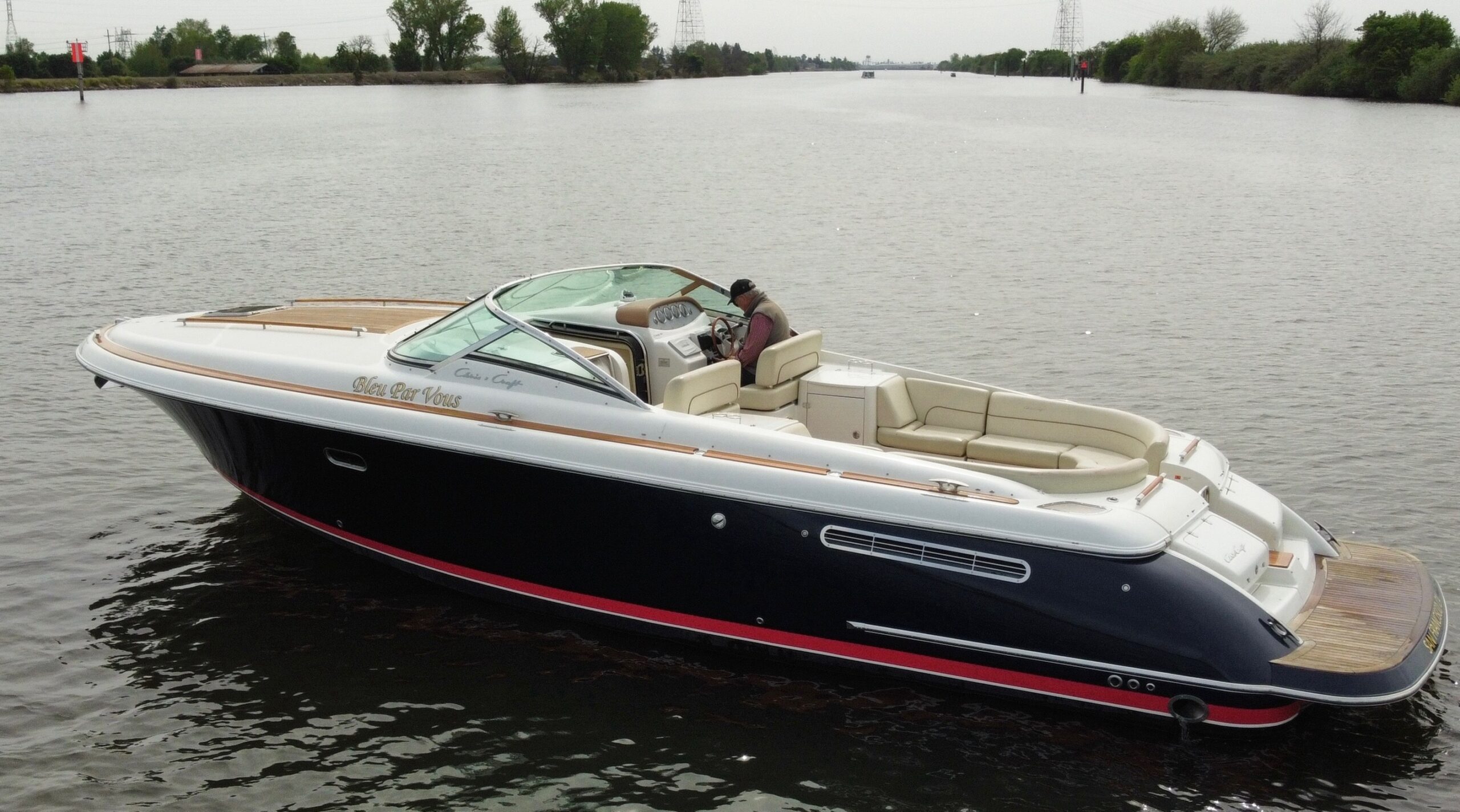 2008 36′ Chris Craft Corsair Heritage