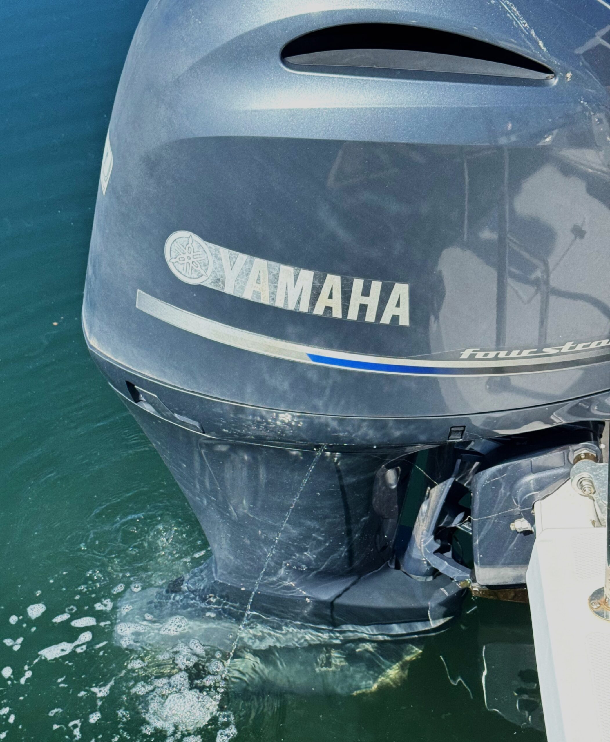 2019 23′ Ranger Tug