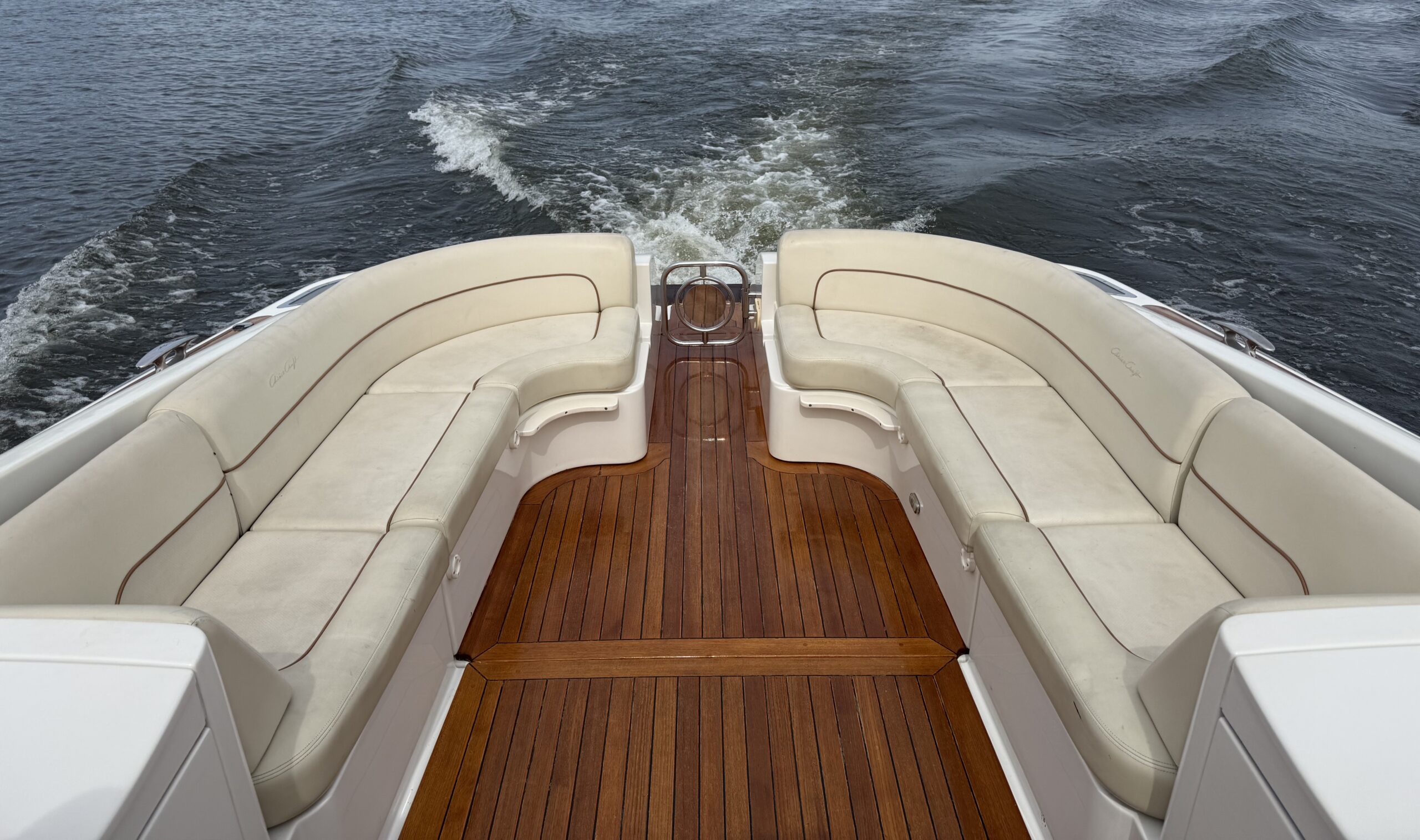 2008 36′ Chris Craft Corsair Heritage