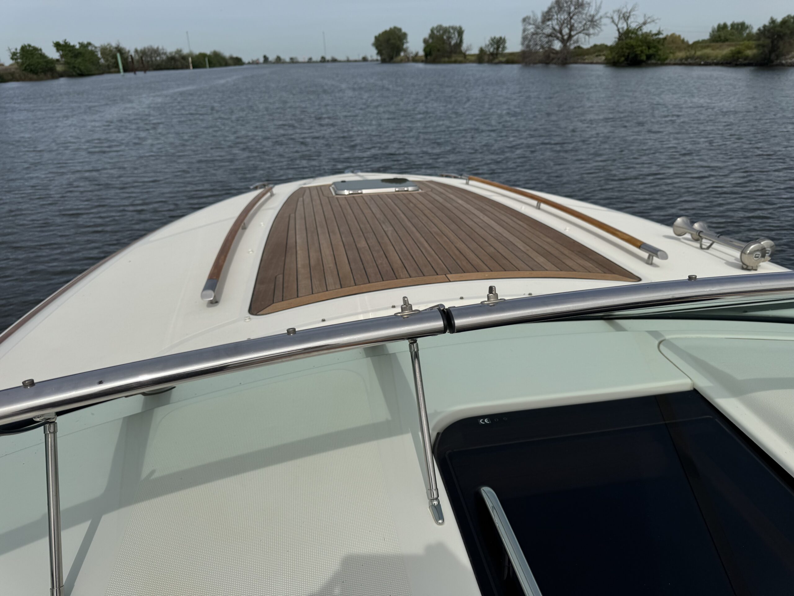 2008 36′ Chris Craft Corsair Heritage