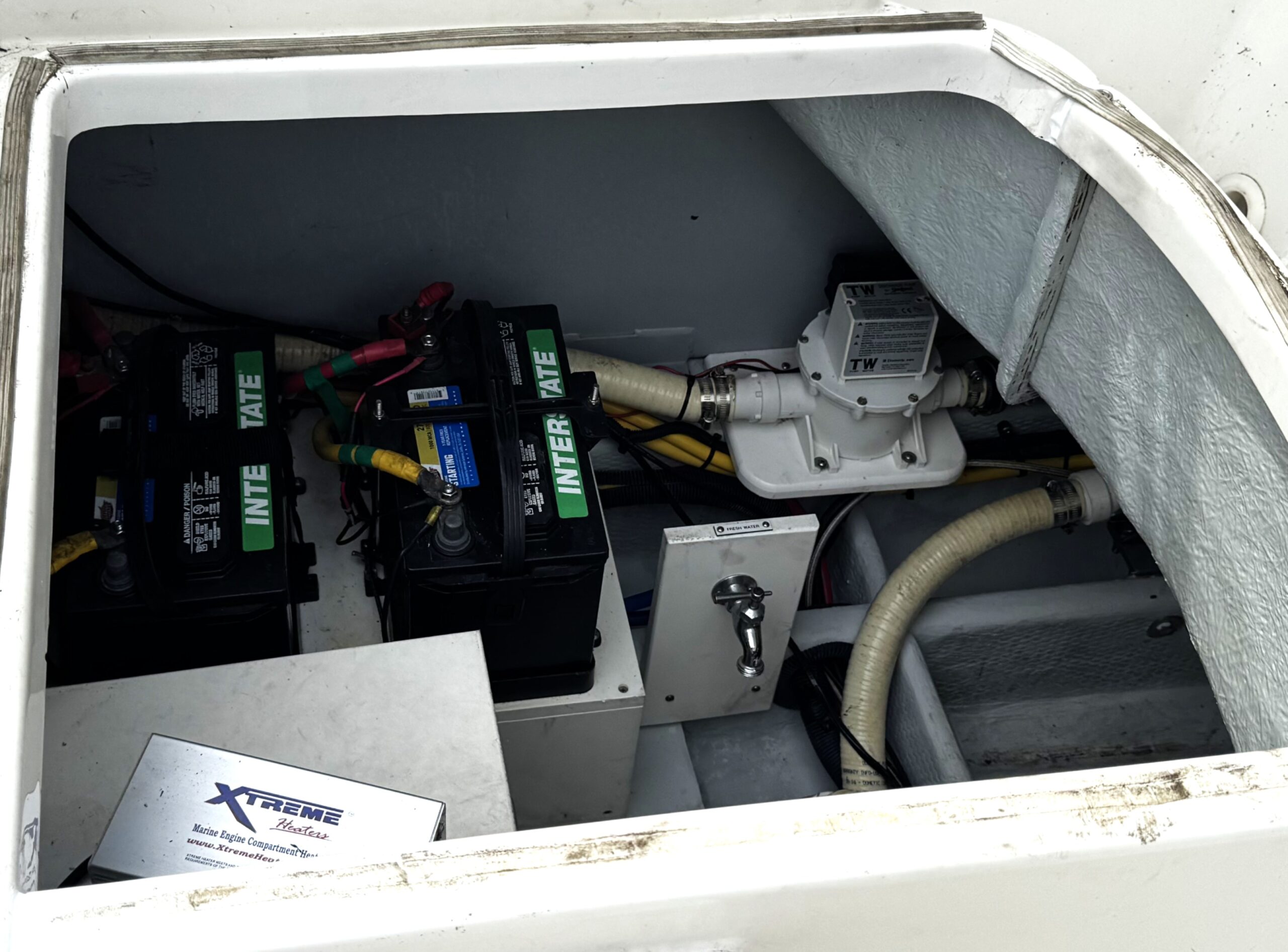 2008 36′ Chris Craft Corsair Heritage