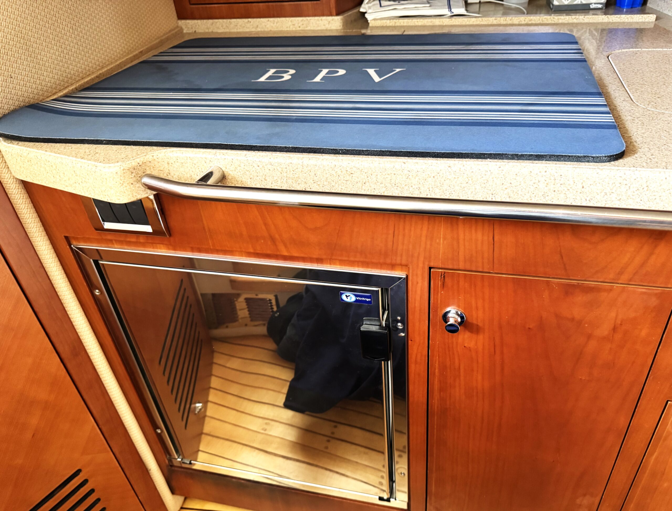 2008 36′ Chris Craft Corsair Heritage