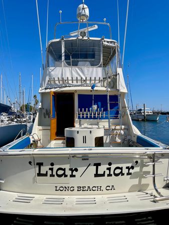 52′ 1986 Hatteras 52 Convertible