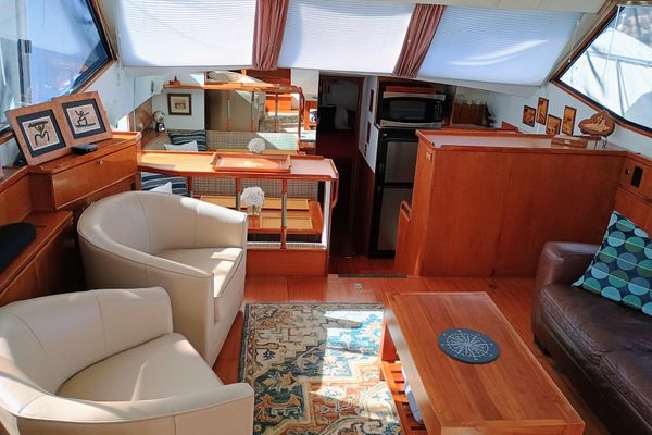 46′ 1988 Vantare 46′ Aft Cabin Wide Body MY