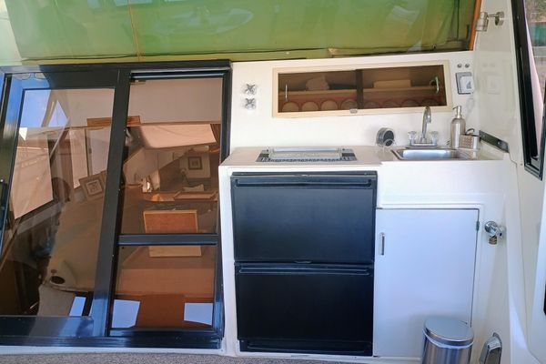 46′ 1988 Vantare 46′ Aft Cabin Wide Body MY