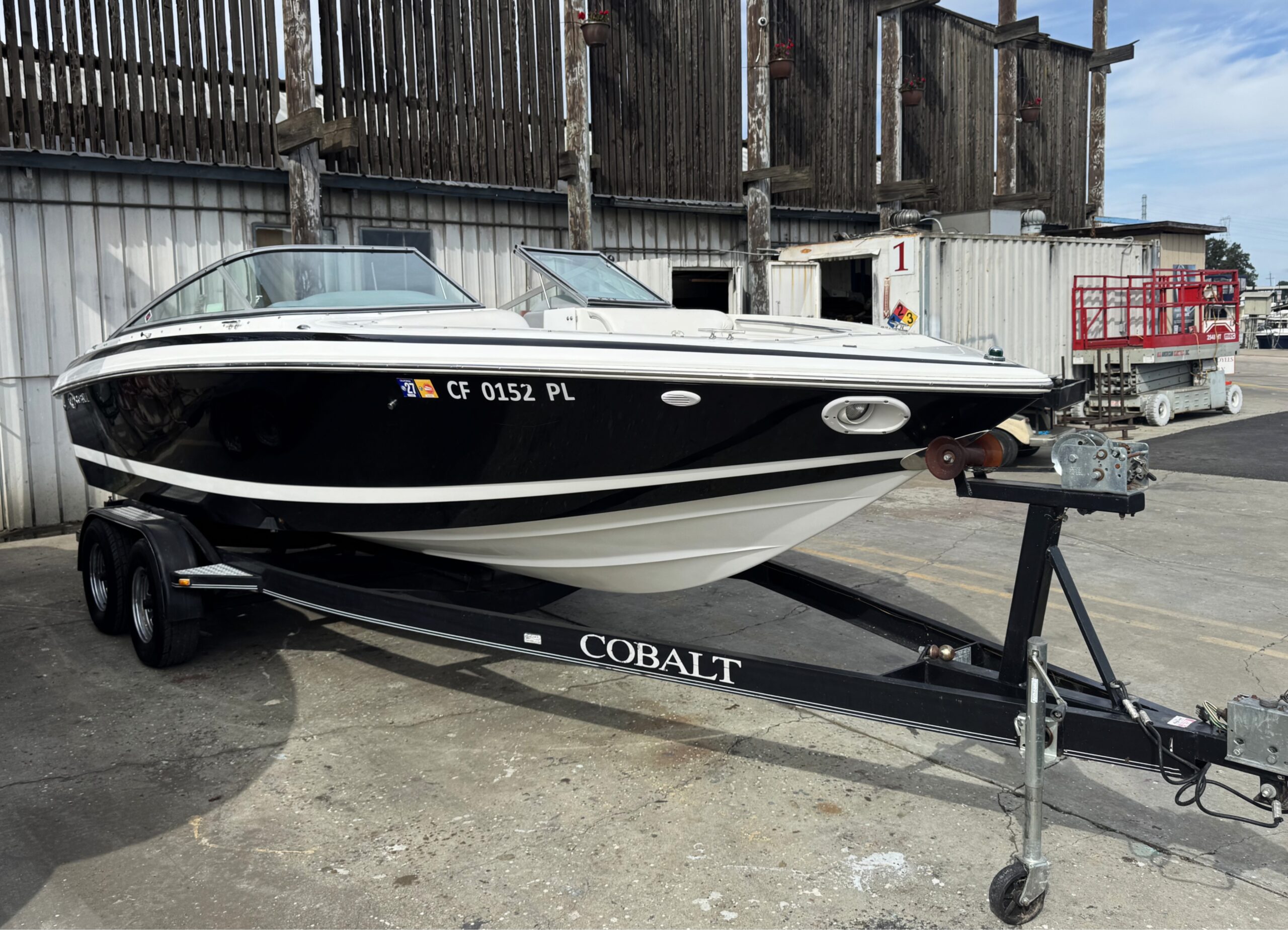 1999 22′ Cobalt 226