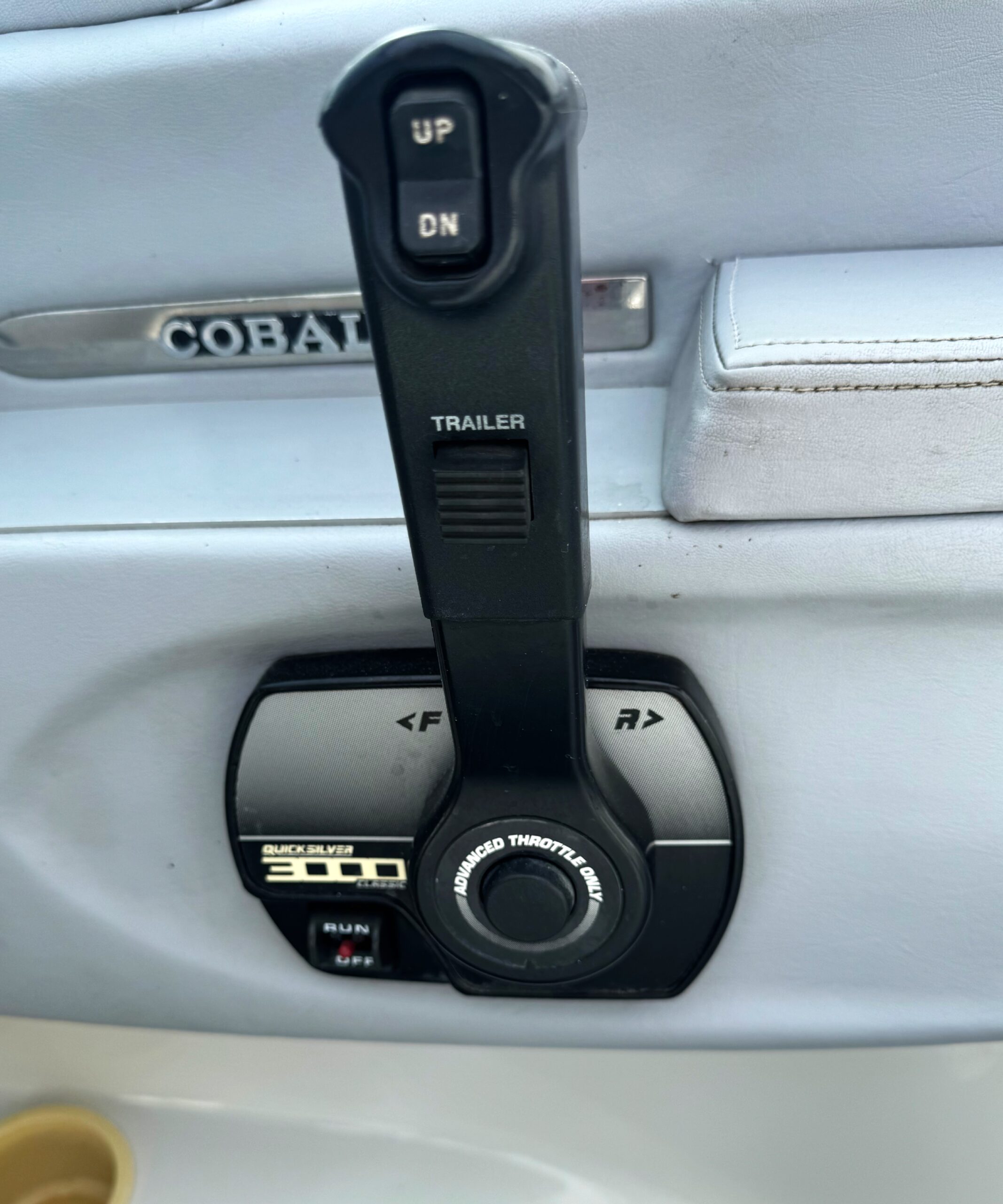 1999 22′ Cobalt 226