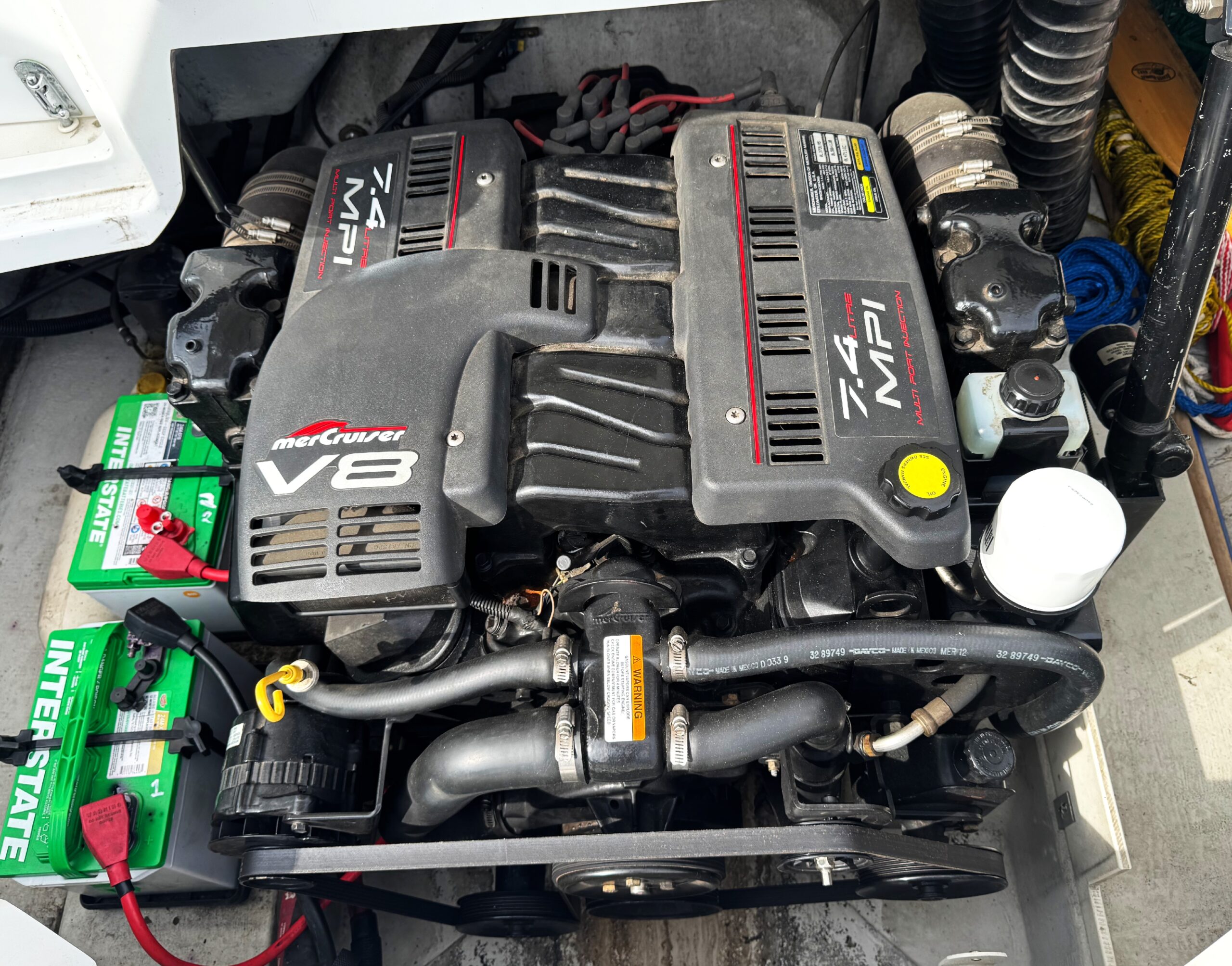 1999 22′ Cobalt 226