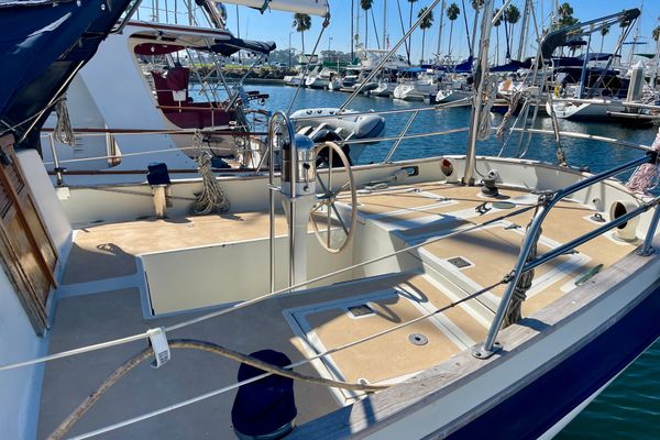 1978 38′ Downeast 38