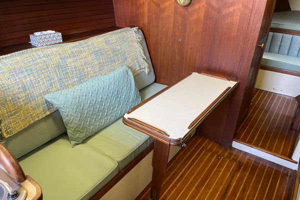 1978 38′ Downeast 38