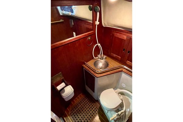 1978 38′ Downeast 38
