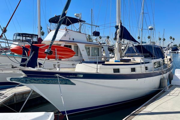 1978 38′ Downeast 38