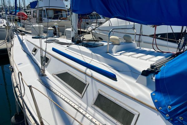 1984 34′ Hunter 34