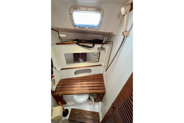 1984 34′ Hunter 34