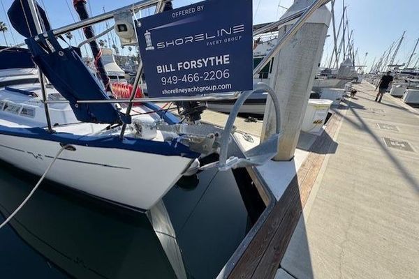 1986 39′ Fairweather Mariner 39