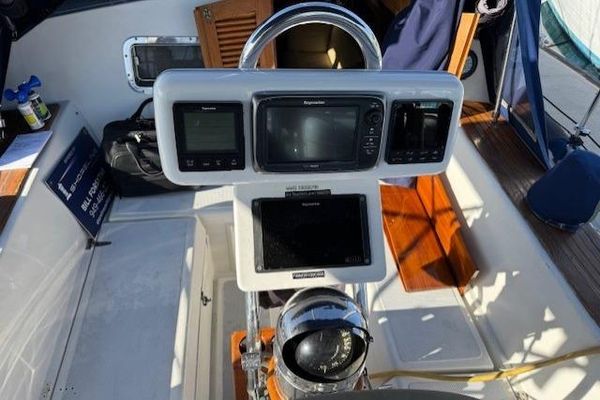 1986 39′ Fairweather Mariner 39