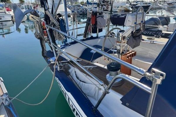 1986 39′ Fairweather Mariner 39