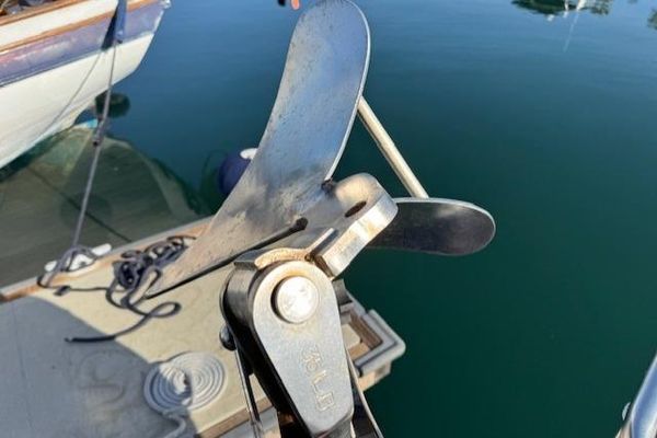 1986 39′ Fairweather Mariner 39