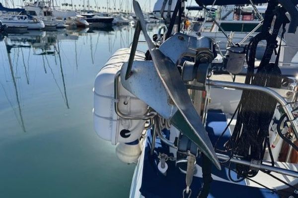 1986 39′ Fairweather Mariner 39