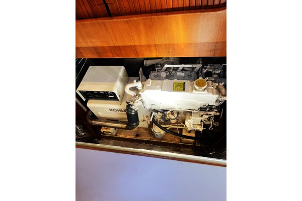 1987 Macintosh Center Cockpit