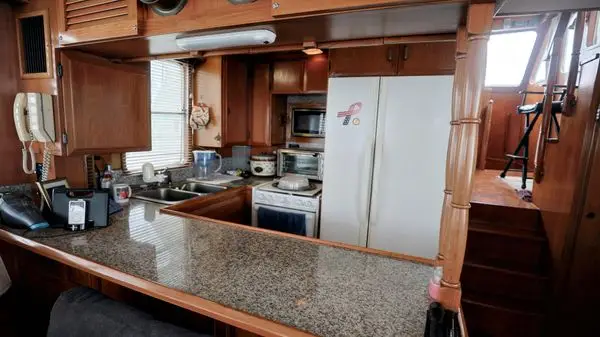 1988 49′ DeFever Pilot House