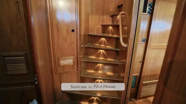 1988 49′ DeFever Pilot House