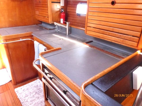 1990 Jeanneau 44′ Sun Magic 44