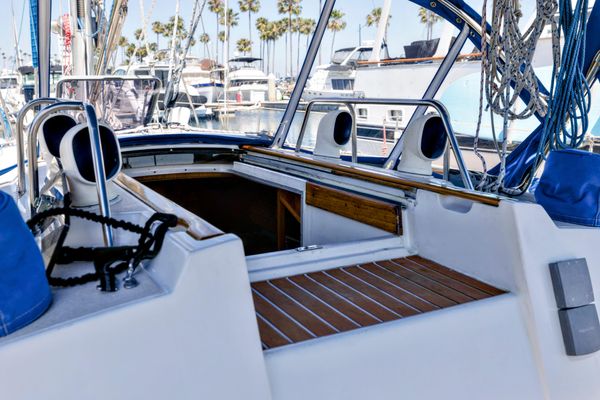 1990 Jeanneau 44′ Sun Magic 44