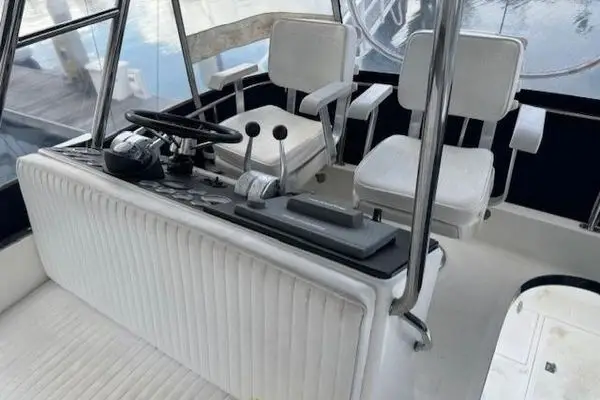 1992 38′ Mediterranean Convertible