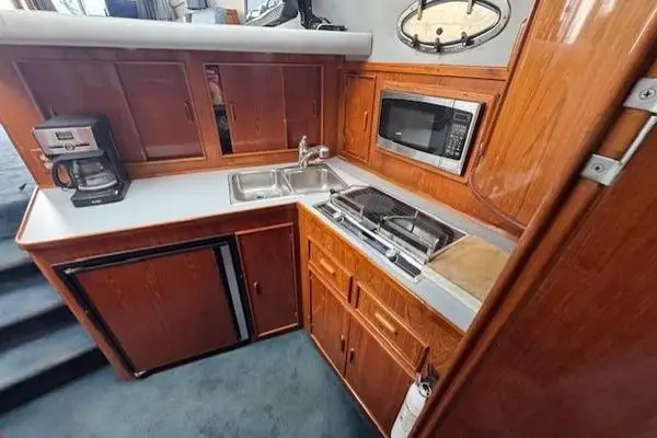 1992 38′ Mediterranean Convertible