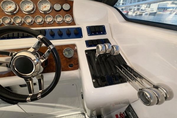 1994 45′ Sunseeker Apache 45