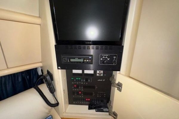 1994 45′ Sunseeker Apache 45