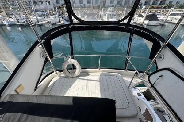 1996 40′ Sea Ray 400 Sedan Bridge