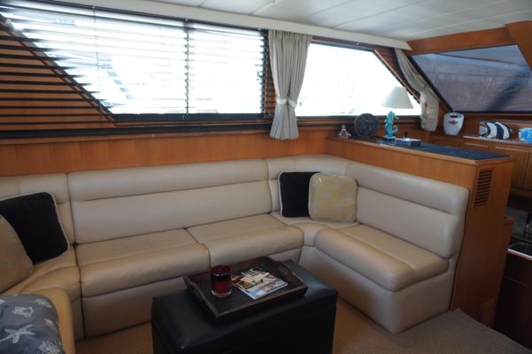 1996 41′ Symbol Aft Cabin Motor Yacht