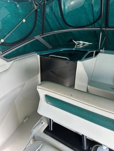 1996 32′ Wellcraft 3200 Martinique