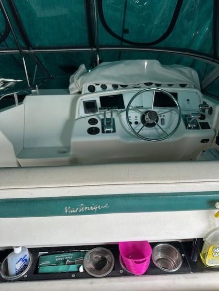 1996 32′ Wellcraft 3200 Martinique