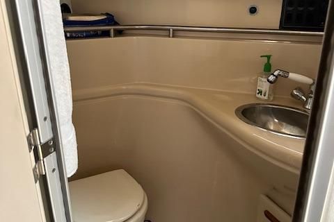 1996 32′ Wellcraft 3200 Martinique