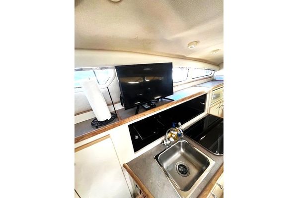 1997 28′ Bayliner 2855 Ciera