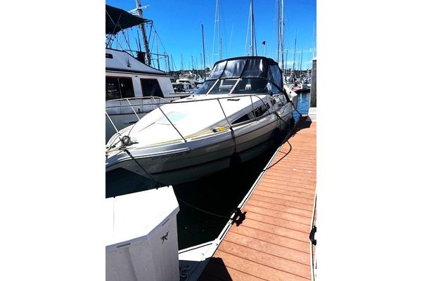 1997 28′ Bayliner 2855 Ciera