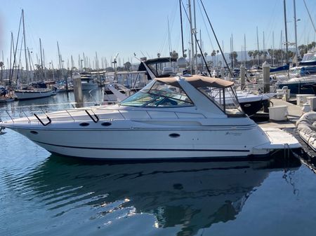 1999 38′ Cruisers Yachts 3870 Esprit