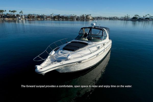 2000 37′ Maxum 3700 SCR