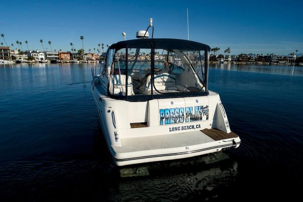2000 37′ Maxum 3700 SCR