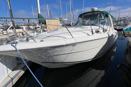 2000 30′ Monterey 302 Cruiser