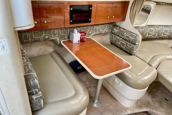 2000 30′ Monterey 302 Cruiser