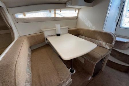 2001 28′ Bayliner 2855 Ciera