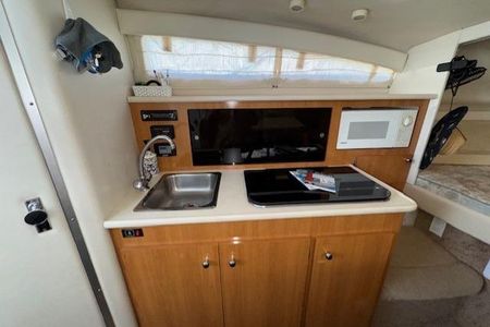 2001 28′ Bayliner 2855 Ciera